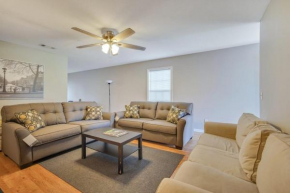 Charming Gray Home- 5 mins from GSU!